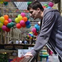 Юрий Петров