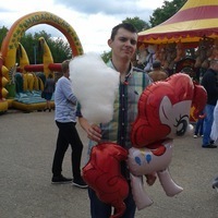 Юрий Медведков