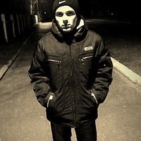 Денис Уваров