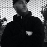 Андрей Старков