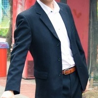 Денис Серов