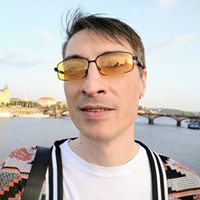Макс Дунаєв