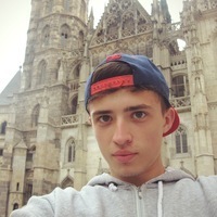 Денис Константинов