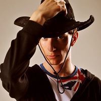 Арсений Мельников