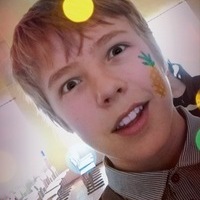 Макс Зубричев