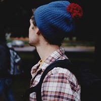 მოჩურჩულე არსება