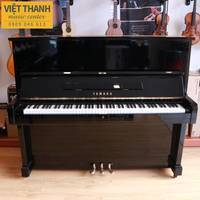 piano shop