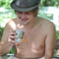 Антон Попов