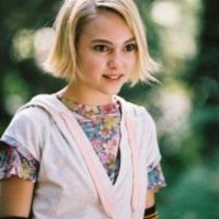 Анна-София Робб
