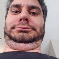 კომიკოსი