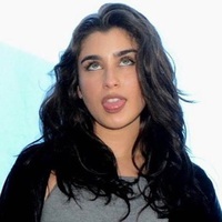 Woah Laurinah