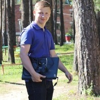 Александр Артамонов