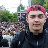 Рома Николаев