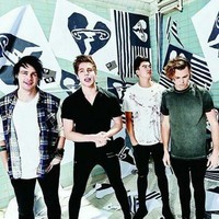 5SOS_Assbutt 
