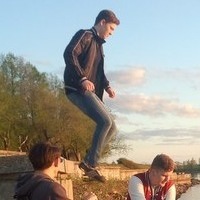 Михаил Иванов