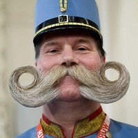 Mustache Mann