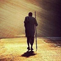 Илья Польнл