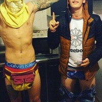 Ar Mg