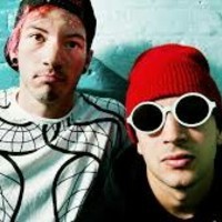 TØP