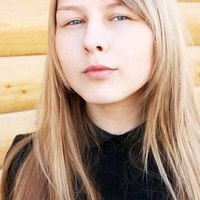 Арина Попова