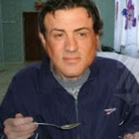 СИЛЬВЕСТР В СТОЛОВОЙ