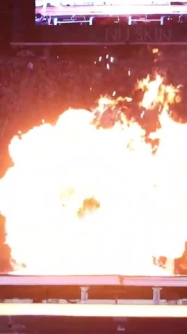 Наш цирк зажигает огни Pyro Performance at Stadium of Fire - Coub