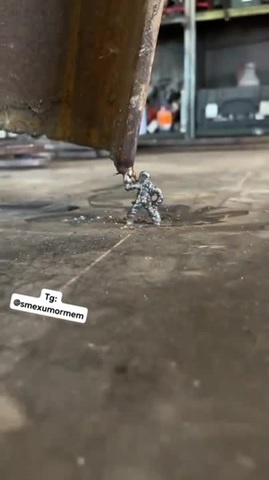 Когда нужно скоротать время на работе