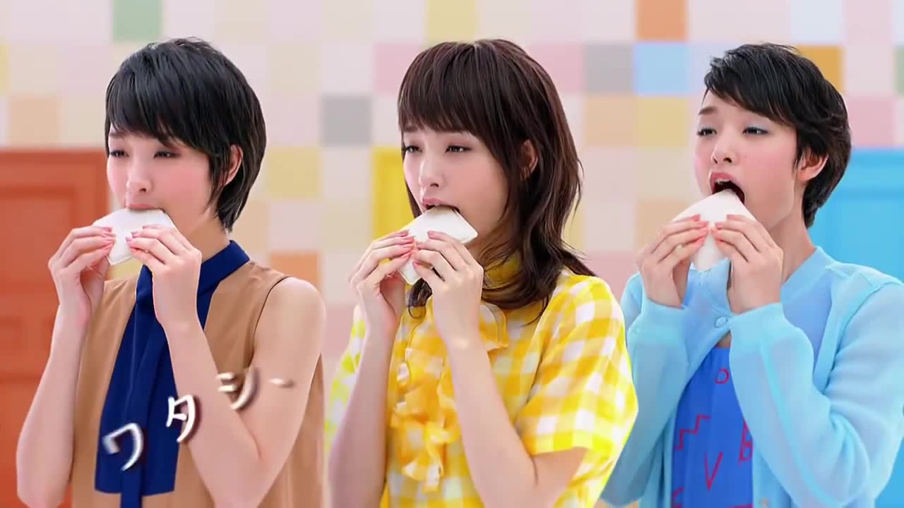 『剛力彩芽さんの 希少なサイン入りポスター3種類セット‼️』合計3枚 2025年最新】剛力彩芽 サインの人気アイテム - メルカリ