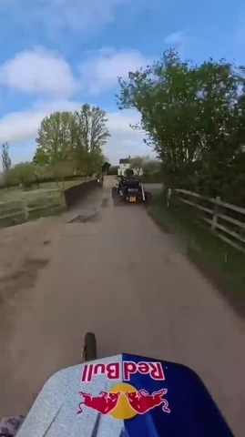 Jumping a bike over a house 🏠🚴‍♀️