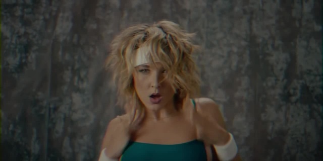 DANCE
