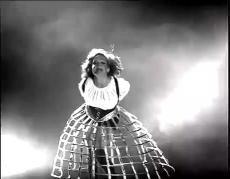 Ерекше позаларды қараңыз Семіз ана порно