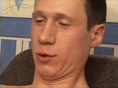 Алтыншы өлшемді жалаңаш кеудесі бар жас ханыммен секс Порно видео: Анасы ұлымен бірге болғысы келеді