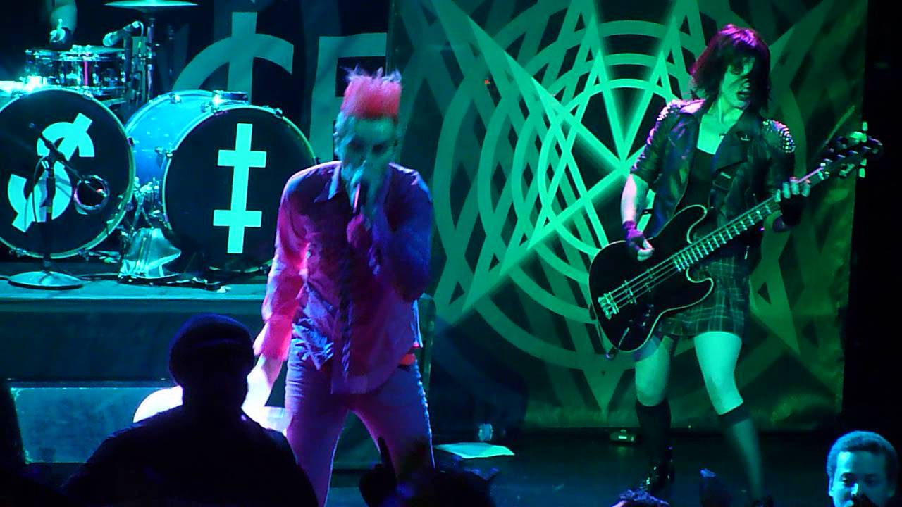 David chapman mindless self indulgence. Группа Mindless self Indulgence. Солист МСИ. Mindless self Indulgence участники. Mindless self Indulgence концерты.